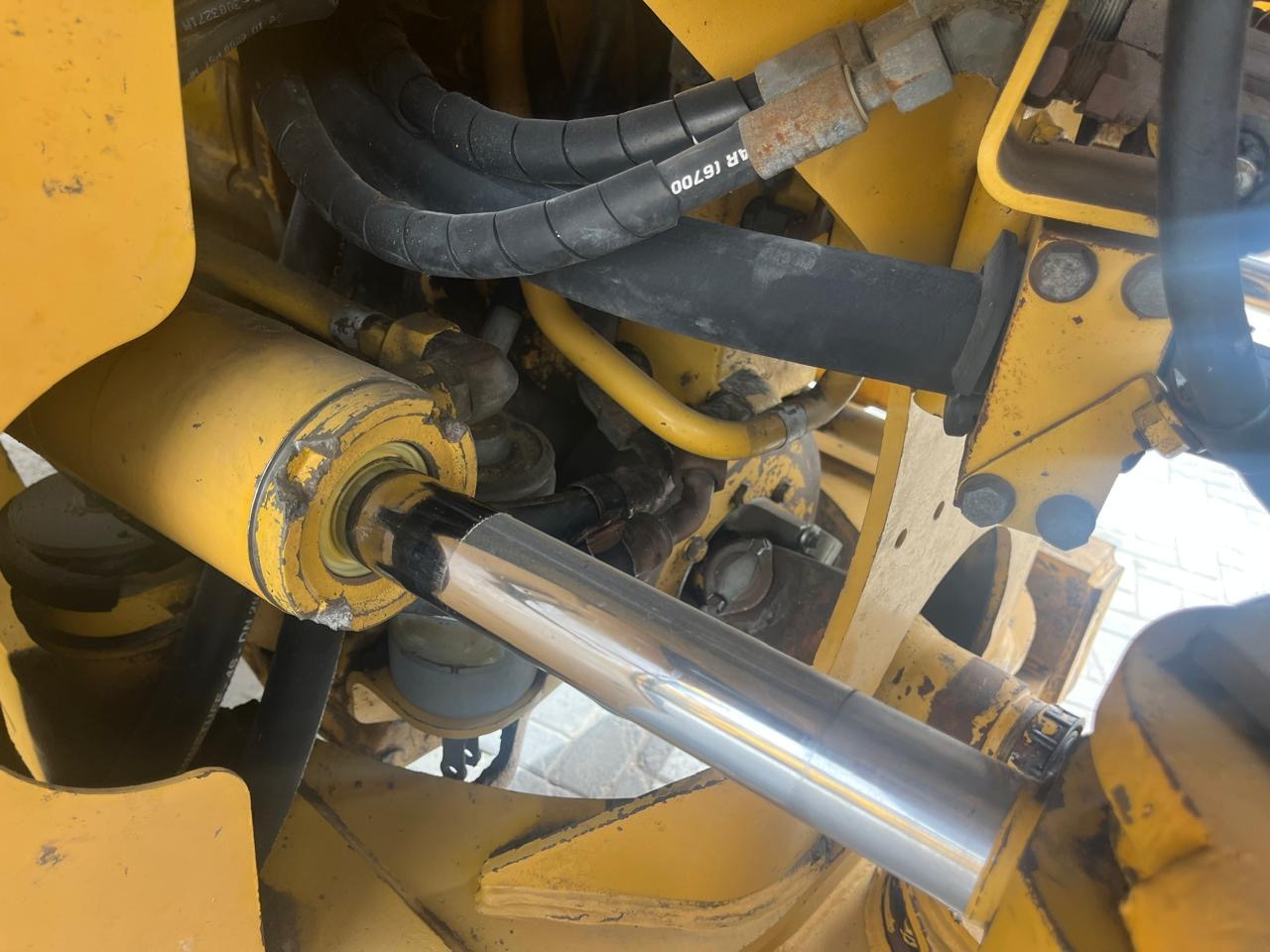 CATERPILLAR 950H - Încărcător frontal pe pneuri: Foto 5 CATERPILLAR 950H - Încărcător frontal pe pneuri: Foto 5