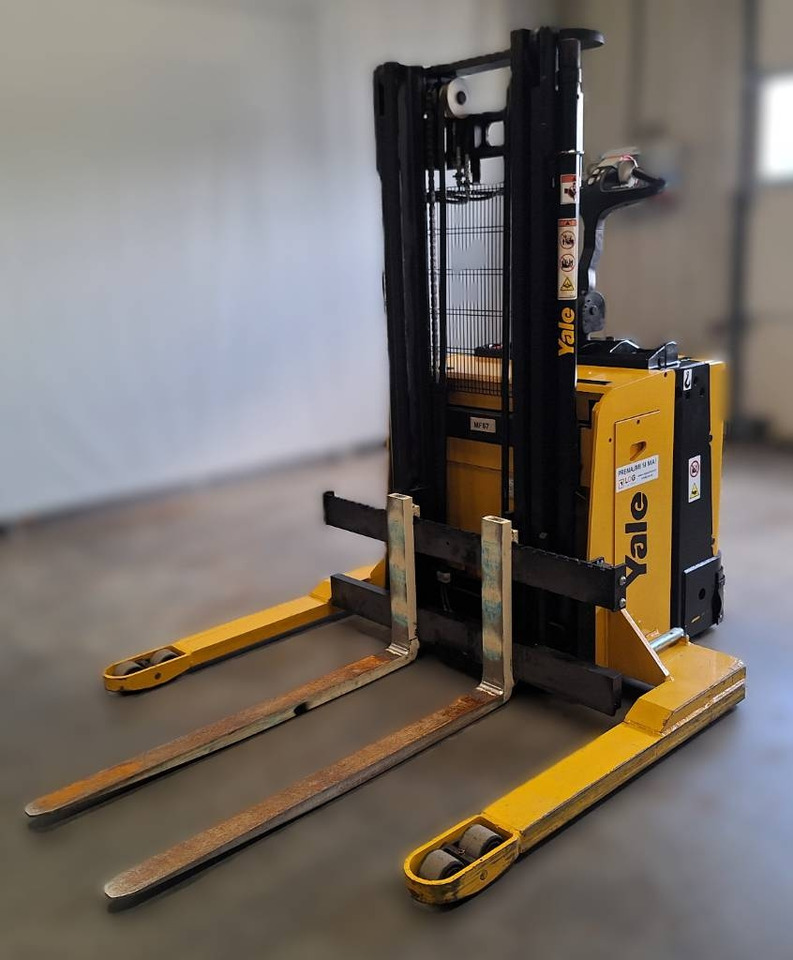 Yale MS 15x IL - Motostivuitor: Foto 2 Yale MS 15x IL - Motostivuitor: Foto 2