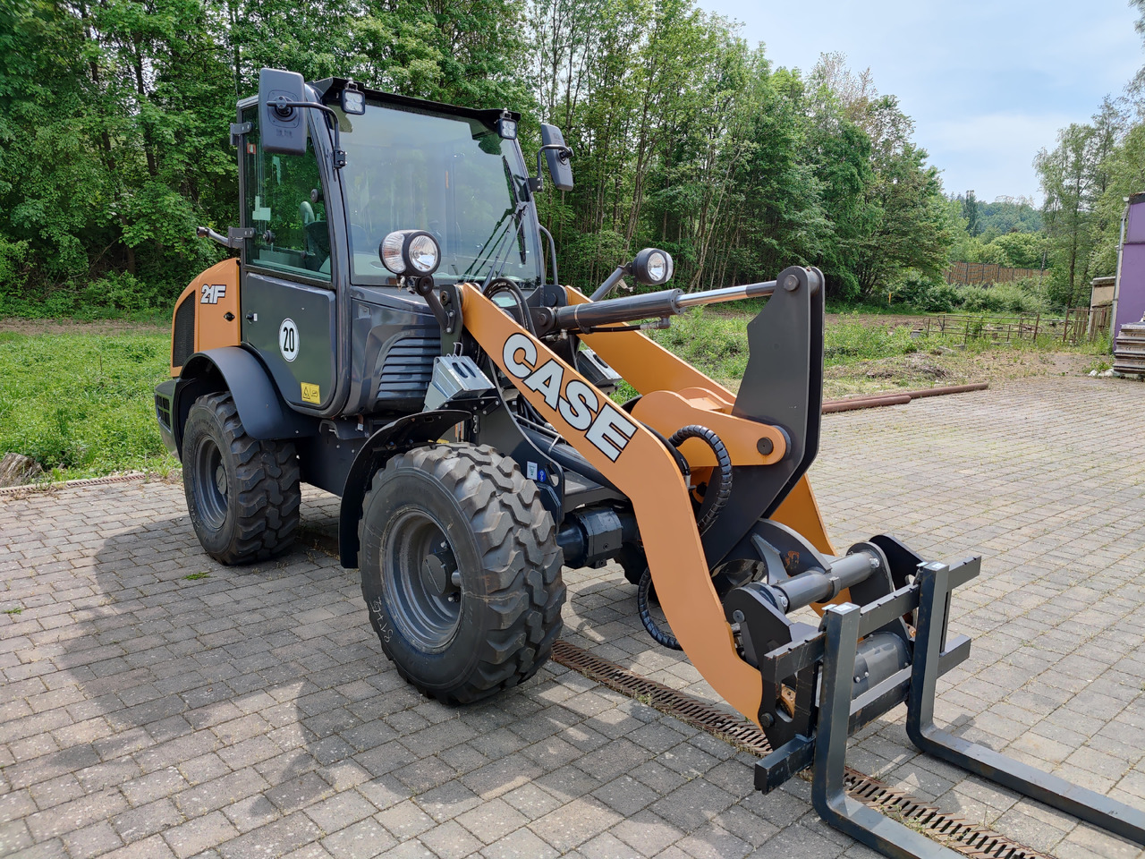 Case 021F STD ZB Radlader*AHK*Deluxe Kabine Radlader ZB mit Schaufel und Gabel Klima HZG Arbeitsscheinwerfer 2.hydraul.Zusatzkreis - Încărcător frontal pe pneuri: Foto 3 Case 021F STD ZB Radlader*AHK*Deluxe Kabine Radlader ZB mit Schaufel und Gabel Klima HZG Arbeitsscheinwerfer 2.hydraul.Zusatzkreis - Încărcător frontal pe pneuri: Foto 3
