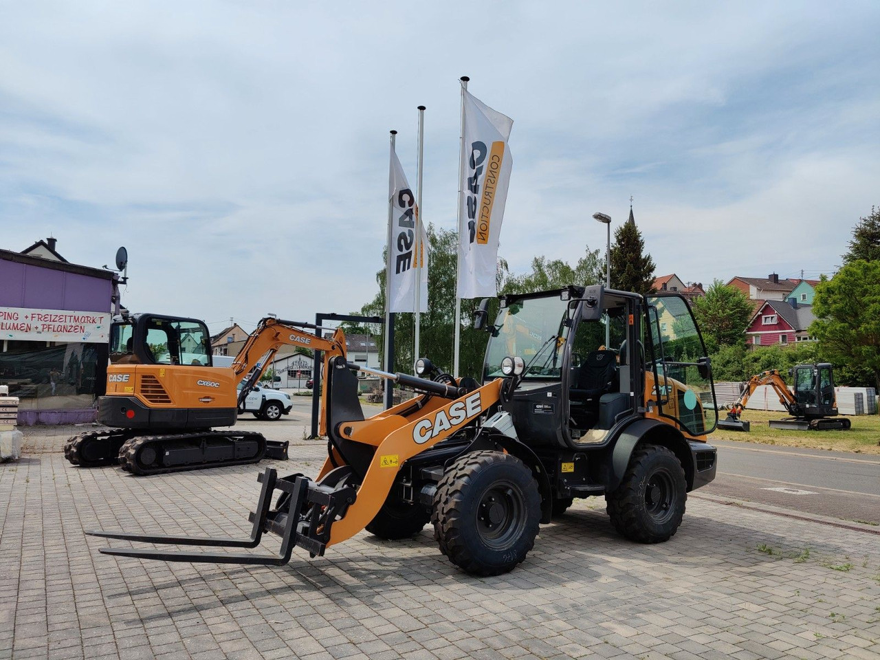 Case 021F STD ZB Radlader*AHK*Deluxe Kabine Radlader ZB mit Schaufel und Gabel Klima HZG Arbeitsscheinwerfer 2.hydraul.Zusatzkreis - Încărcător frontal pe pneuri: Foto 1 Case 021F STD ZB Radlader*AHK*Deluxe Kabine Radlader ZB mit Schaufel und Gabel Klima HZG Arbeitsscheinwerfer 2.hydraul.Zusatzkreis - Încărcător frontal pe pneuri: Foto 1