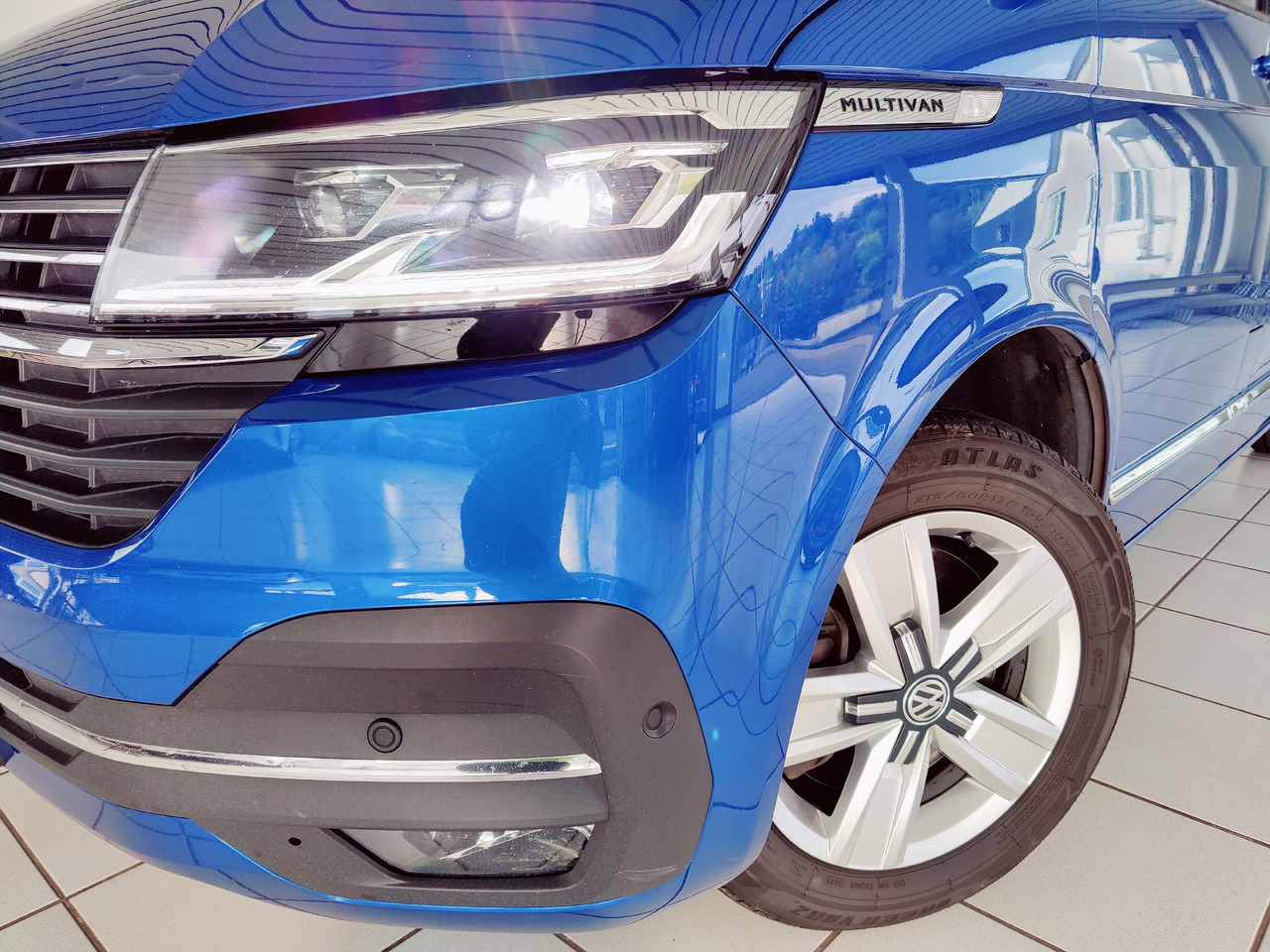 Volkswagen T6.1 Multivan Cruise*DAB+*Rükam*Standheizung*AHK Cruise FWD - Microbuz, Transport persoane: Foto 2 Volkswagen T6.1 Multivan Cruise*DAB+*Rükam*Standheizung*AHK Cruise FWD - Microbuz, Transport persoane: Foto 2