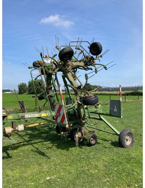 Krone KWT8.50/8 - Maşină de întors fânul: Foto 3 Krone KWT8.50/8 - Maşină de întors fânul: Foto 3