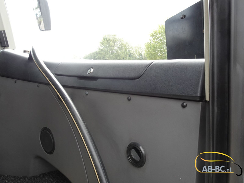 Scania Higer Touring HD, 54 Seats +Lift, Euro 6 - Autocar: Foto 3 Scania Higer Touring HD, 54 Seats +Lift, Euro 6 - Autocar: Foto 3