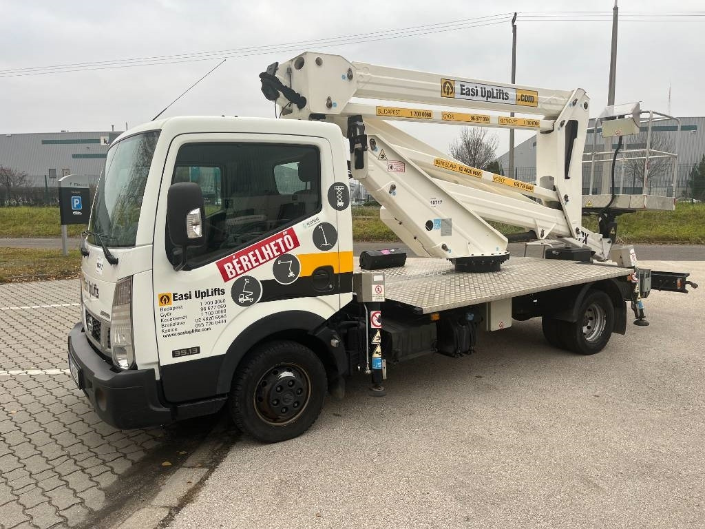 Nissan GSR B200PX - Platformă verticală: Foto 2 Nissan GSR B200PX - Platformă verticală: Foto 2