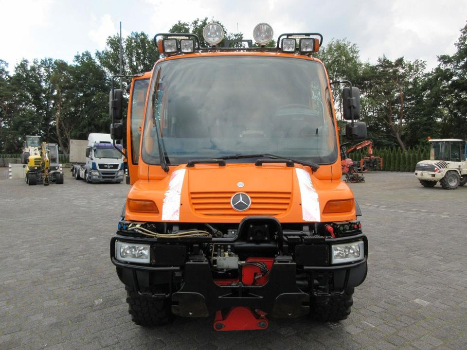 Unimog U 400 Drei-Seiten-Kipp/ Kran Atlas 65.2, Klima, - Camion basculantă: Foto 2 Unimog U 400 Drei-Seiten-Kipp/ Kran Atlas 65.2, Klima, - Camion basculantă: Foto 2
