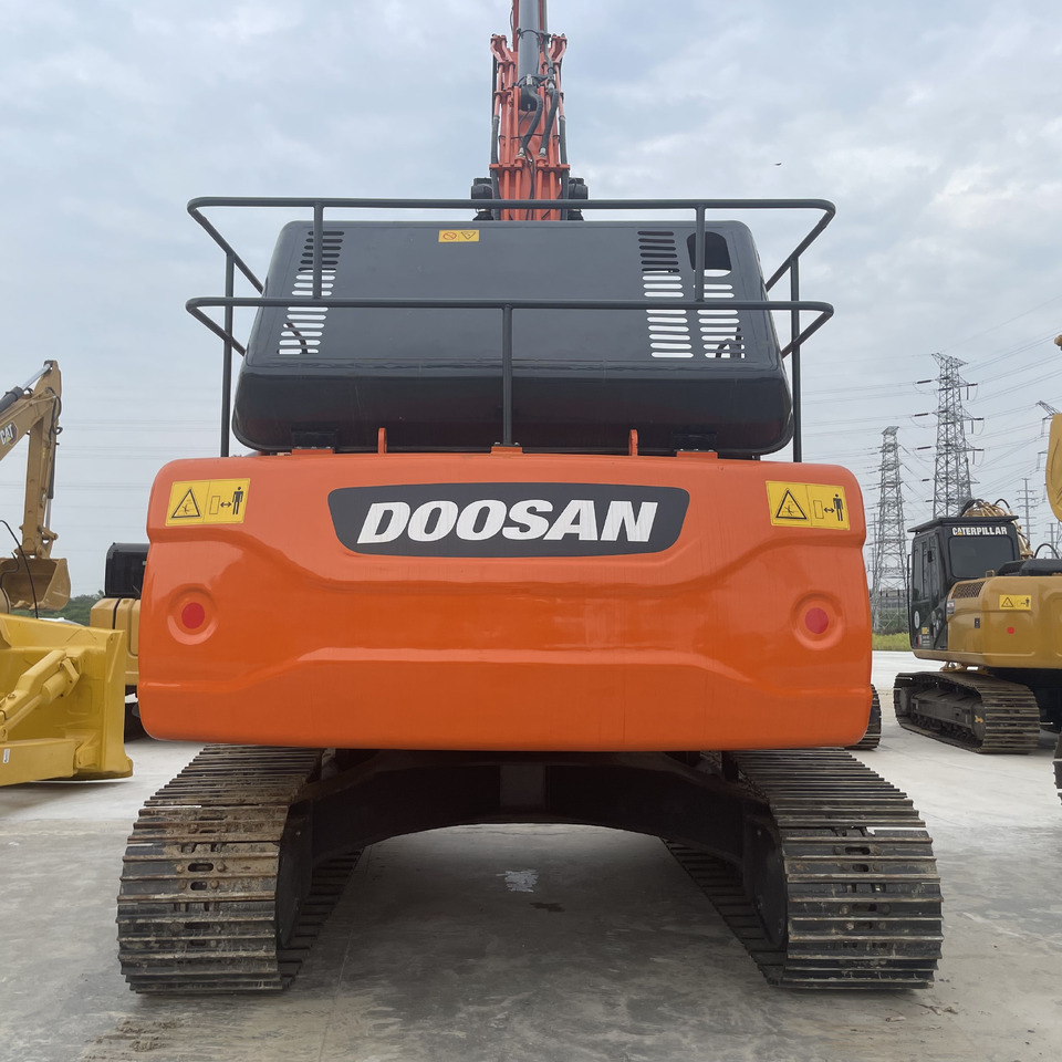 DOOSAN DX300 - Excavator pe şenile: Foto 4 DOOSAN DX300 - Excavator pe şenile: Foto 4