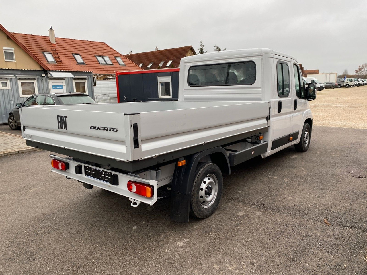 Fiat DUCATO LWB DOKA PRITSCHE - Autoutilitară cu platformă: Foto 4 Fiat DUCATO LWB DOKA PRITSCHE - Autoutilitară cu platformă: Foto 4