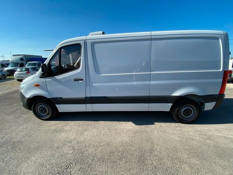 Mercedes-Benz Sprinter III Kasten FWD 211/215 CDI FWD L2 - Autoutilitară frigorifica: Foto 3 Mercedes-Benz Sprinter III Kasten FWD 211/215 CDI FWD L2 - Autoutilitară frigorifica: Foto 3