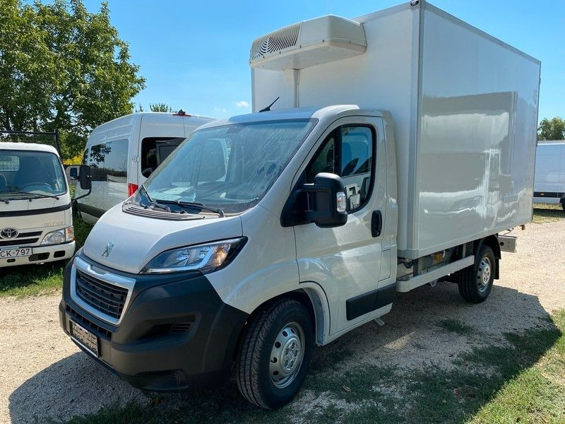 Peugeot Boxer L2 Heavy Kühlkoffer Peugeot Boxer L2 Heavy Kühlkoffer - Autoutilitară frigorifica: Foto 1 Peugeot Boxer L2 Heavy Kühlkoffer Peugeot Boxer L2 Heavy Kühlkoffer - Autoutilitară frigorifica: Foto 1
