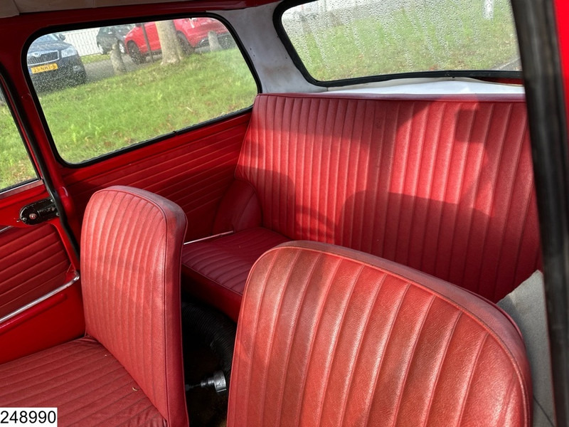 Austin ? Seven 850 - Berlină/ Sedan: Foto 5 Austin ? Seven 850 - Berlină/ Sedan: Foto 5