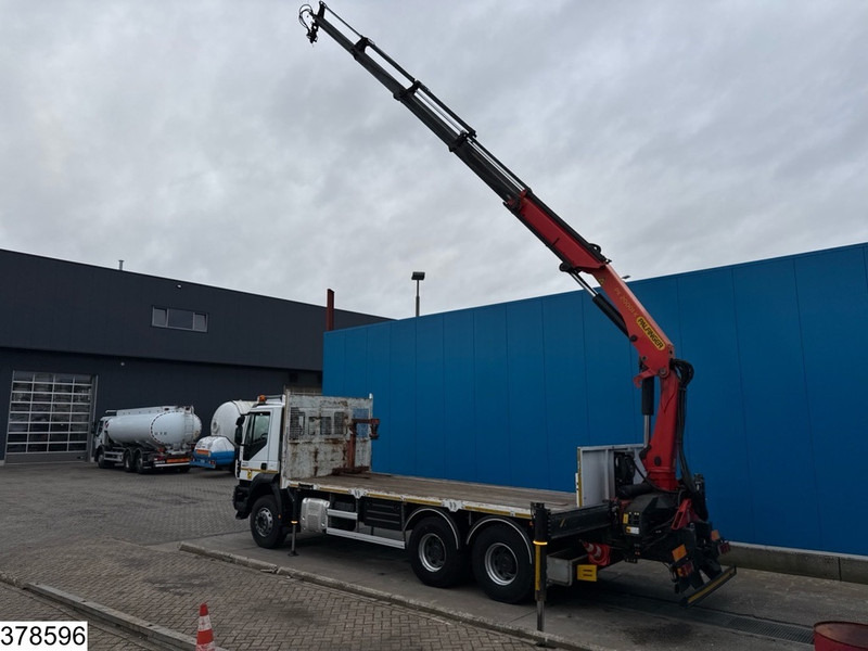 Iveco Trakker 360 6X4, EURO 6, Palfinger, Remote, Steel suspension - Camion platformă, Camion cu macara: Foto 4 Iveco Trakker 360 6X4, EURO 6, Palfinger, Remote, Steel suspension - Camion platformă, Camion cu macara: Foto 4