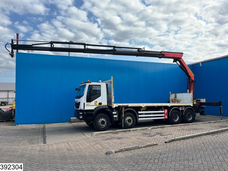 Iveco Trakker 360 8x4, EURO 6, Retarder, Palfinger - Camion platformă, Camion cu macara: Foto 3 Iveco Trakker 360 8x4, EURO 6, Retarder, Palfinger - Camion platformă, Camion cu macara: Foto 3