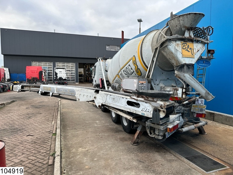 Renault Kerax 420 8x4, EURO 3, Cifa, 9m3, Remote - Autobetonieră: Foto 4 Renault Kerax 420 8x4, EURO 3, Cifa, 9m3, Remote - Autobetonieră: Foto 4