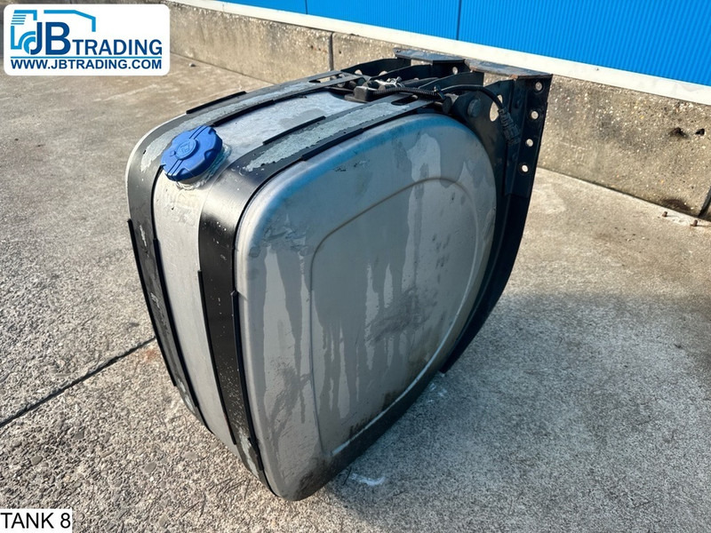 Universeel AdBlue Tank - Rezervor combustibil: Foto 1 Universeel AdBlue Tank - Rezervor combustibil: Foto 1