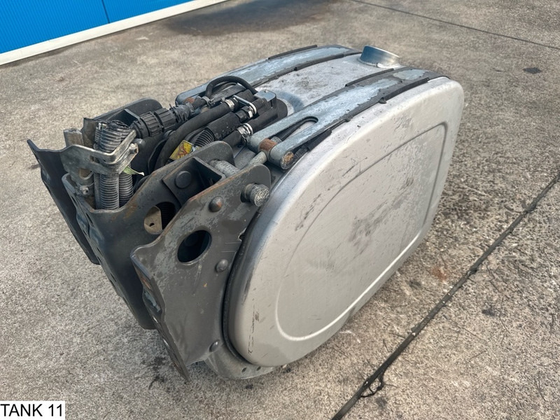 Universeel AdBlue Tank - Rezervor combustibil: Foto 2 Universeel AdBlue Tank - Rezervor combustibil: Foto 2