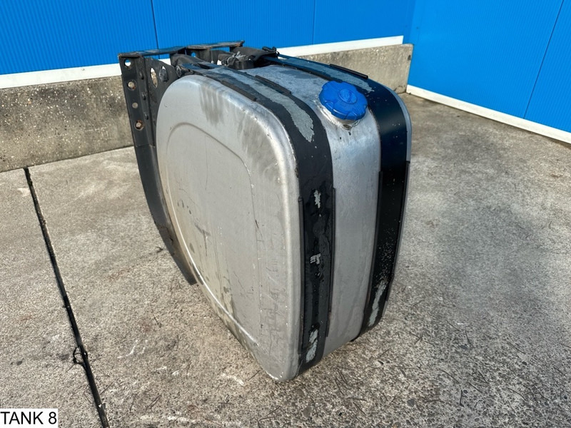 Universeel AdBlue Tank - Rezervor combustibil: Foto 3 Universeel AdBlue Tank - Rezervor combustibil: Foto 3