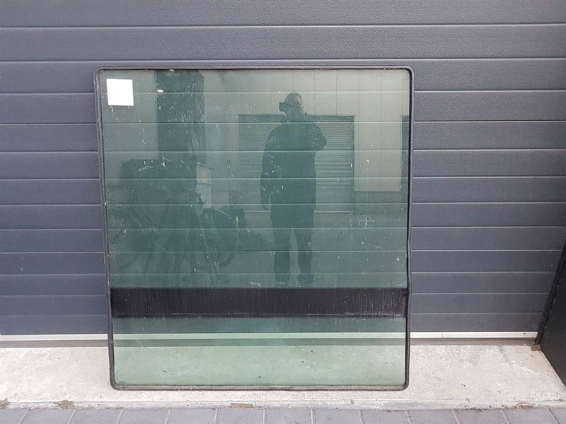 Ahlmann AZ210E-23103164-Window/Scheibe/Ruit - Cabină și interior pentru Utilaje constructii: Foto 1 Ahlmann AZ210E-23103164-Window/Scheibe/Ruit - Cabină și interior pentru Utilaje constructii: Foto 1