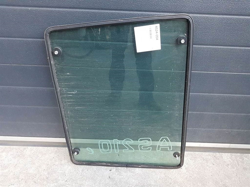 Ahlmann AZ210E-4106213A-Window/Scheibe/Ruit - Cabină și interior pentru Utilaje constructii: Foto 2 Ahlmann AZ210E-4106213A-Window/Scheibe/Ruit - Cabină și interior pentru Utilaje constructii: Foto 2