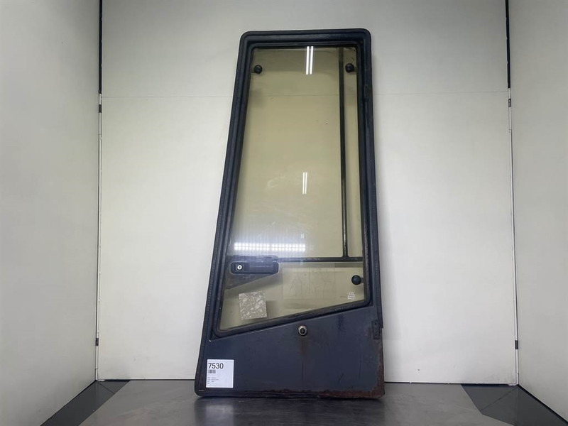 Ahlmann AZ6-4145329K-Door/Tür/Deur - Cabină și interior pentru Utilaje constructii: Foto 1 Ahlmann AZ6-4145329K-Door/Tür/Deur - Cabină și interior pentru Utilaje constructii: Foto 1