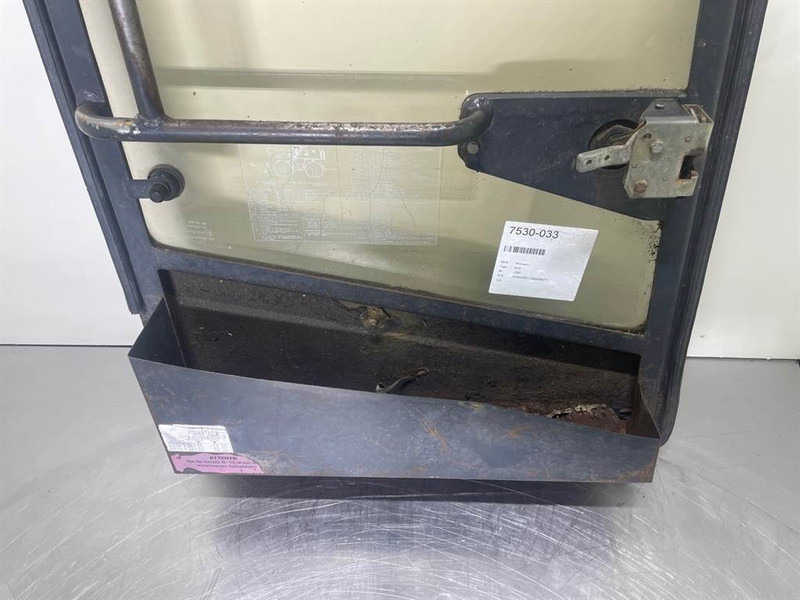 Ahlmann AZ6-4145329K-Door/Tür/Deur - Cabină și interior pentru Utilaje constructii: Foto 3 Ahlmann AZ6-4145329K-Door/Tür/Deur - Cabină și interior pentru Utilaje constructii: Foto 3