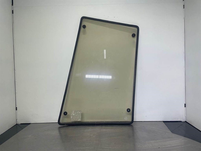 Ahlmann AZ6-4197784A-Window/Seitenscheibe/Ruit - Cabină și interior pentru Utilaje constructii: Foto 2 Ahlmann AZ6-4197784A-Window/Seitenscheibe/Ruit - Cabină și interior pentru Utilaje constructii: Foto 2