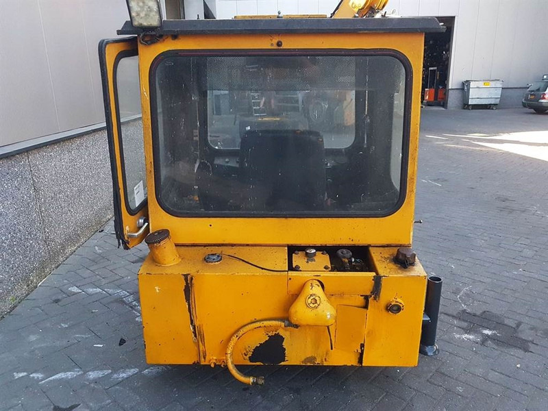 Ahlmann AZ9/AS7CS - Cabin/Kabine/Cabine - Cabină și interior pentru Utilaje constructii: Foto 5 Ahlmann AZ9/AS7CS - Cabin/Kabine/Cabine - Cabină și interior pentru Utilaje constructii: Foto 5