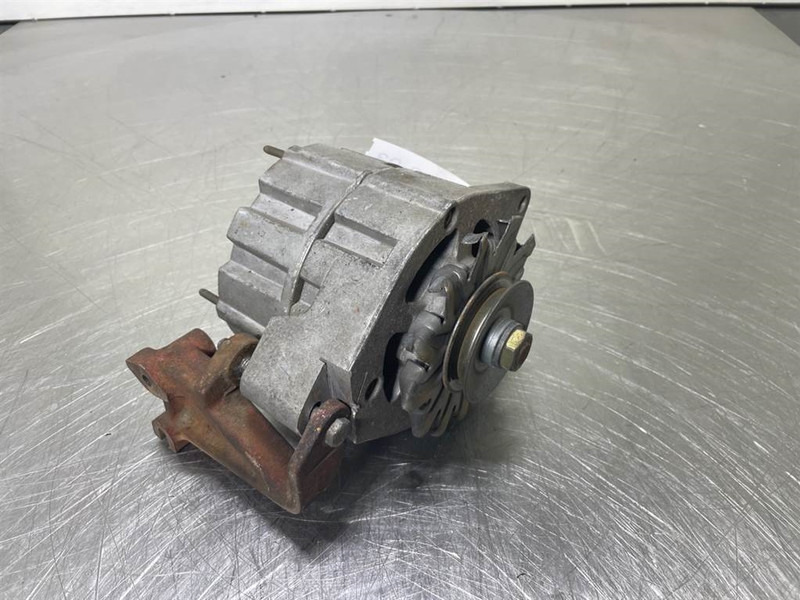 Bosch 0120488208-28V 35A-Alternator/Lichtmaschine/Dynamo - Motor pentru Utilaje constructii: Foto 2 Bosch 0120488208-28V 35A-Alternator/Lichtmaschine/Dynamo - Motor pentru Utilaje constructii: Foto 2