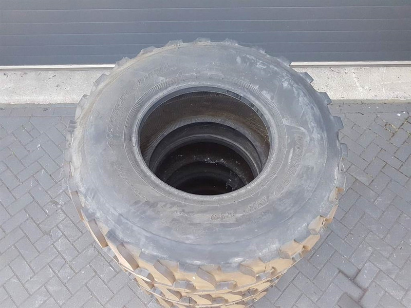 Cover (Dunlop / Mitas) 405/70-R20 (16/70R20)-Tire - Anvelope și jante pentru Utilaje constructii: Foto 4 Cover (Dunlop / Mitas) 405/70-R20 (16/70R20)-Tire - Anvelope și jante pentru Utilaje constructii: Foto 4