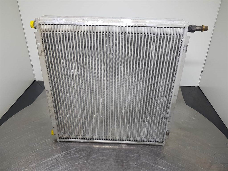 Demag 13136274 - Oil cooler/Ölkühler/Oliekoeler - Hidraulică pentru Utilaje constructii: Foto 3 Demag 13136274 - Oil cooler/Ölkühler/Oliekoeler - Hidraulică pentru Utilaje constructii: Foto 3