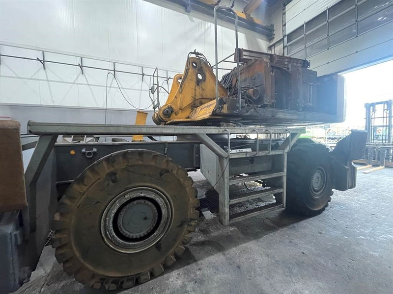 Liebherr LH 80 - (For parts) - Excavator pentru manipulare de materiale: Foto 4 Liebherr LH 80 - (For parts) - Excavator pentru manipulare de materiale: Foto 4