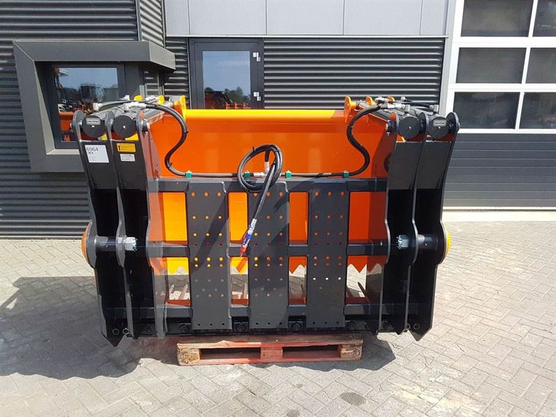 MAMMUT SC195XL - Silage cutter/Silageschneider/Kuilhapper - Echipamente pentru furaje: Foto 2 MAMMUT SC195XL - Silage cutter/Silageschneider/Kuilhapper - Echipamente pentru furaje: Foto 2