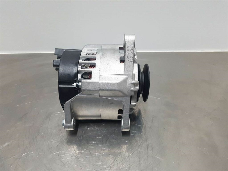 Manitou 12V 80A - Alternator/Lichtmaschine/Dynamo - Motor pentru Utilaje constructii: Foto 2 Manitou 12V 80A - Alternator/Lichtmaschine/Dynamo - Motor pentru Utilaje constructii: Foto 2
