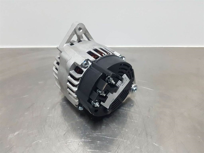 Manitou 12V 80A - Alternator/Lichtmaschine/Dynamo - Motor pentru Utilaje constructii: Foto 4 Manitou 12V 80A - Alternator/Lichtmaschine/Dynamo - Motor pentru Utilaje constructii: Foto 4