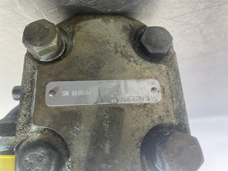 Manitou -5N2460309-Gearpump/Zahnradpumpe/Tandwielpomp - Hidraulică pentru Utilaje constructii: Foto 4 Manitou -5N2460309-Gearpump/Zahnradpumpe/Tandwielpomp - Hidraulică pentru Utilaje constructii: Foto 4