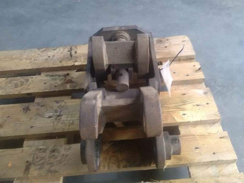 NADO Excomat NE 565 - Bobcat - Quick coupler - Cuplare rapidă: Foto 2 NADO Excomat NE 565 - Bobcat - Quick coupler - Cuplare rapidă: Foto 2