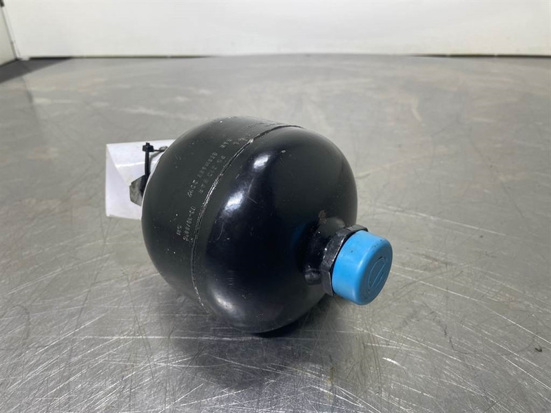 O & K L25.5-075-1315-053-611-Accumulator/Hydrospeicher - Hidraulică pentru Utilaje constructii: Foto 3 O & K L25.5-075-1315-053-611-Accumulator/Hydrospeicher - Hidraulică pentru Utilaje constructii: Foto 3