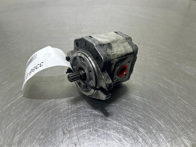 Sauer Danfoss SNP2NN/8,0RNAGSA-Gearpump/Zahnradpumpe - Hidraulică pentru Utilaje constructii: Foto 1 Sauer Danfoss SNP2NN/8,0RNAGSA-Gearpump/Zahnradpumpe - Hidraulică pentru Utilaje constructii: Foto 1