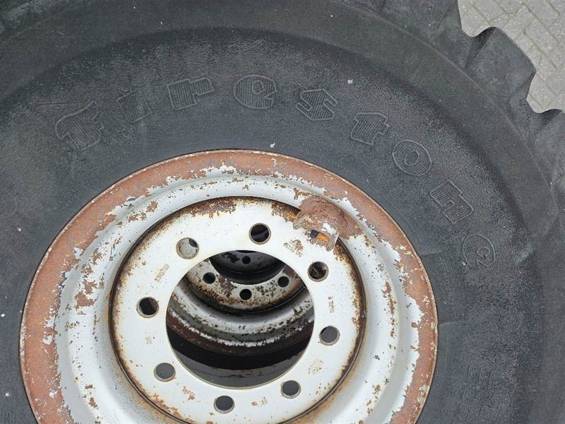 Anvelope și jante pentru Utilaje constructii Schaeff SKL834-Firestone 405/70R18-Tire/Reifen/Band: Foto 7