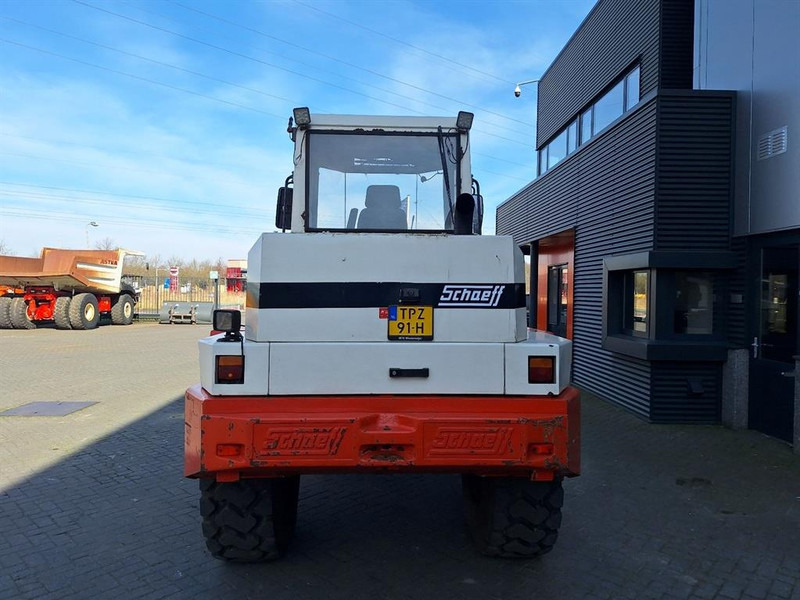 Schaeff SKS 661 - Încărcător frontal pe pneuri: Foto 4 Schaeff SKS 661 - Încărcător frontal pe pneuri: Foto 4