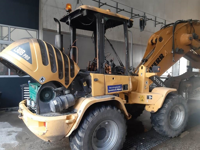 Volvo L 30 B-Z / SX (For parts) - Încărcător frontal pe pneuri: Foto 5 Volvo L 30 B-Z / SX (For parts) - Încărcător frontal pe pneuri: Foto 5