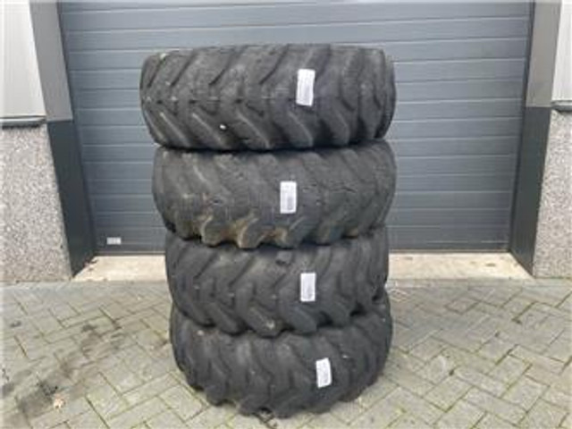 Volvo L30D-Firestone 12.5-20-Tire/Reifen/Band - Anvelope și jante pentru Utilaje constructii: Foto 1 Volvo L30D-Firestone 12.5-20-Tire/Reifen/Band - Anvelope și jante pentru Utilaje constructii: Foto 1