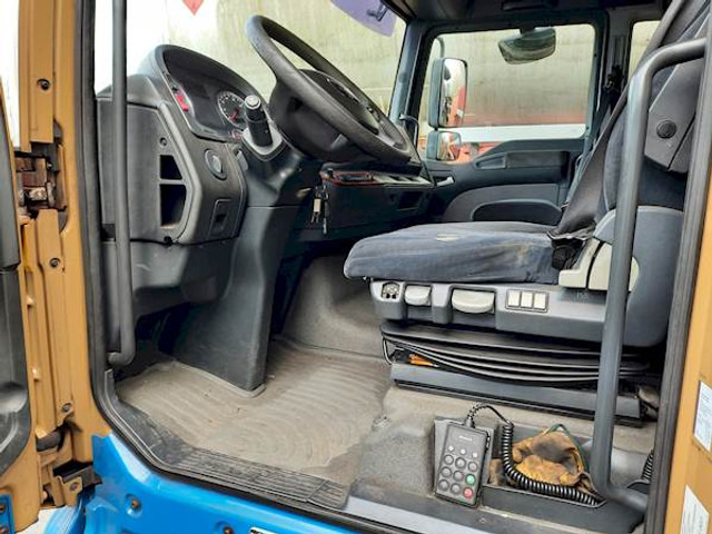 MAN TGA 18.480 - Cap tractor: Foto 3 MAN TGA 18.480 - Cap tractor: Foto 3