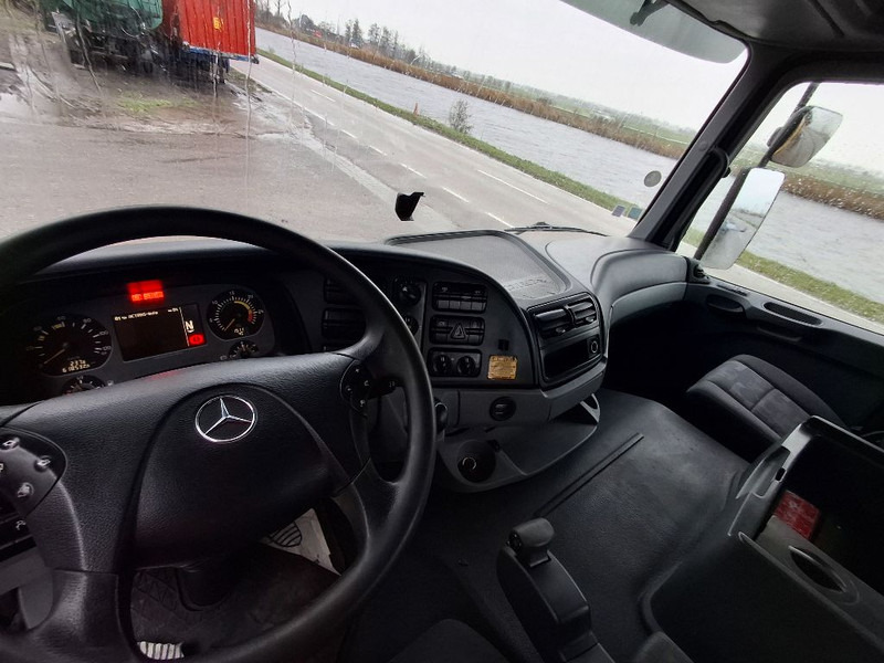 Mercedes-Benz ACTROS 2041 AS 4x4 - Cap tractor: Foto 3 Mercedes-Benz ACTROS 2041 AS 4x4 - Cap tractor: Foto 3
