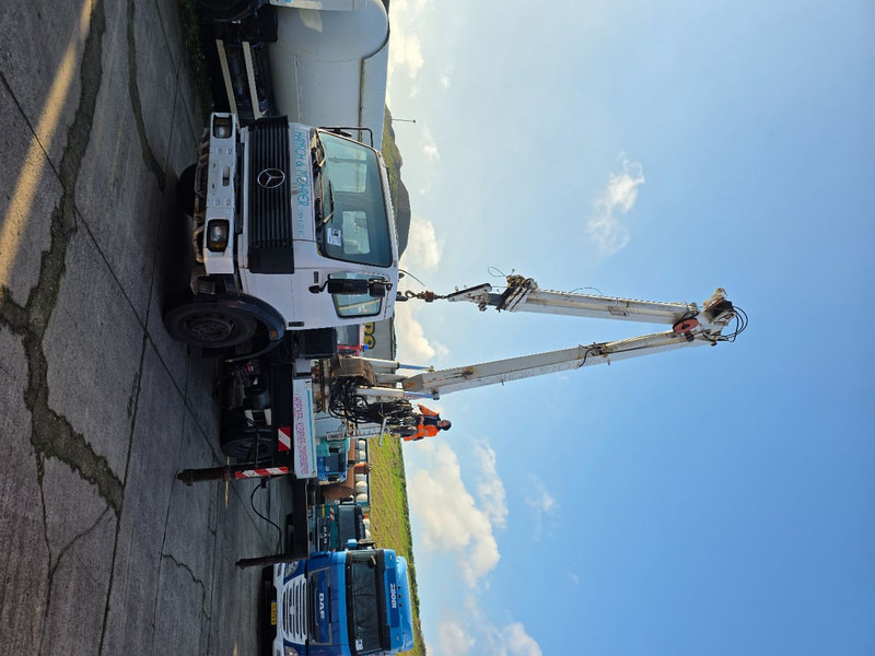 Mercedes-Benz 1722K - Camion cu macara: Foto 5 Mercedes-Benz 1722K - Camion cu macara: Foto 5