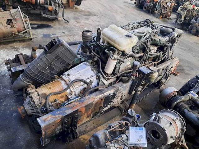 Volvo D6B220 - Motor pentru Camion: Foto 4 Volvo D6B220 - Motor pentru Camion: Foto 4