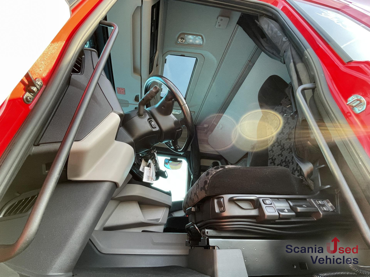 SCANIA R 410 A4x2NA RETARDER LED NAVI - Cap tractor: Foto 4 SCANIA R 410 A4x2NA RETARDER LED NAVI - Cap tractor: Foto 4