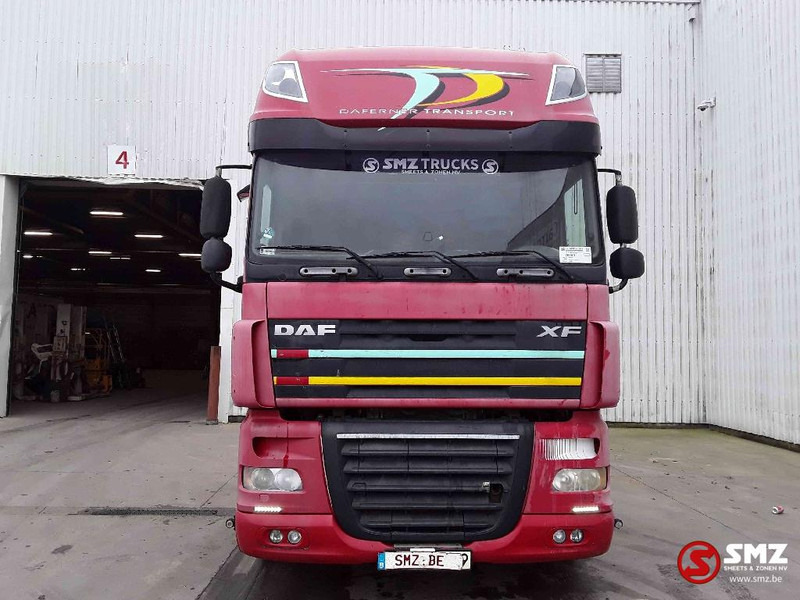 DAF 105 XF 460 Superspacecab manual - Cap tractor: Foto 2 DAF 105 XF 460 Superspacecab manual - Cap tractor: Foto 2