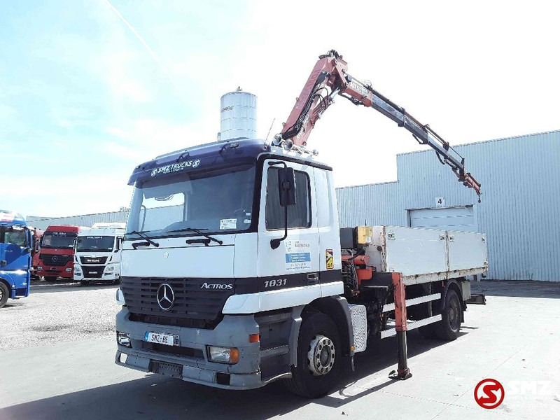 Mercedes-Benz Actros 1831 Atlas Ak140.1A4+remote lames steel 165000km - Camion platformă, Camion cu macara: Foto 3 Mercedes-Benz Actros 1831 Atlas Ak140.1A4+remote lames steel 165000km - Camion platformă, Camion cu macara: Foto 3