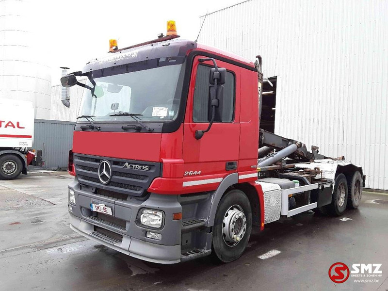 Mercedes-Benz Actros 2644 6x4 lames zps - Camion transport containere/ Swap body: Foto 3 Mercedes-Benz Actros 2644 6x4 lames zps - Camion transport containere/ Swap body: Foto 3