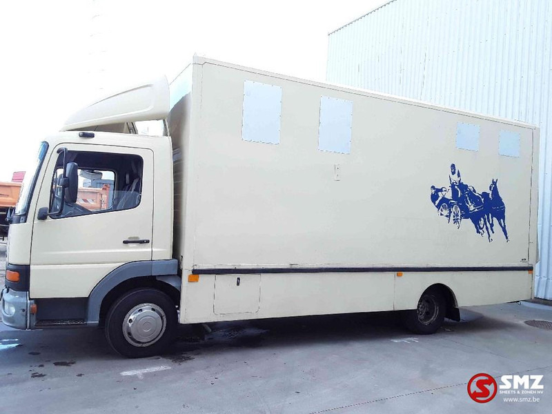 Mercedes-Benz Atego 815 - Camion furgon: Foto 5 Mercedes-Benz Atego 815 - Camion furgon: Foto 5